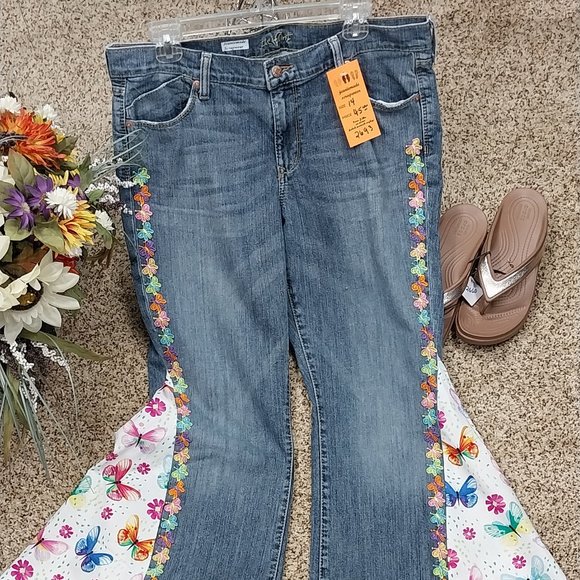 2693 14 Long Old Navy Then Flirt, Upcycled Stretch Bell-Bottoms - Picture 2 of 6